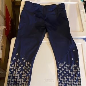 Fabletics yoga pants